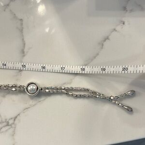 Elegant Silver Necklace with Pearl Accent